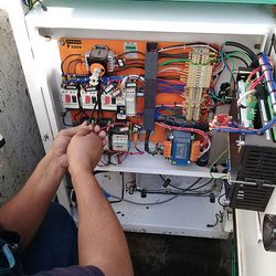 Manutenção de chiller refrisat